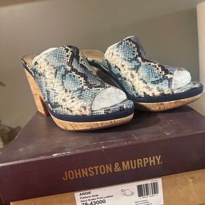 Women’s platform slide Johnson and Murphy 10